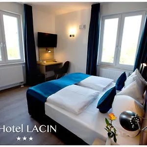 Lacin Hotell